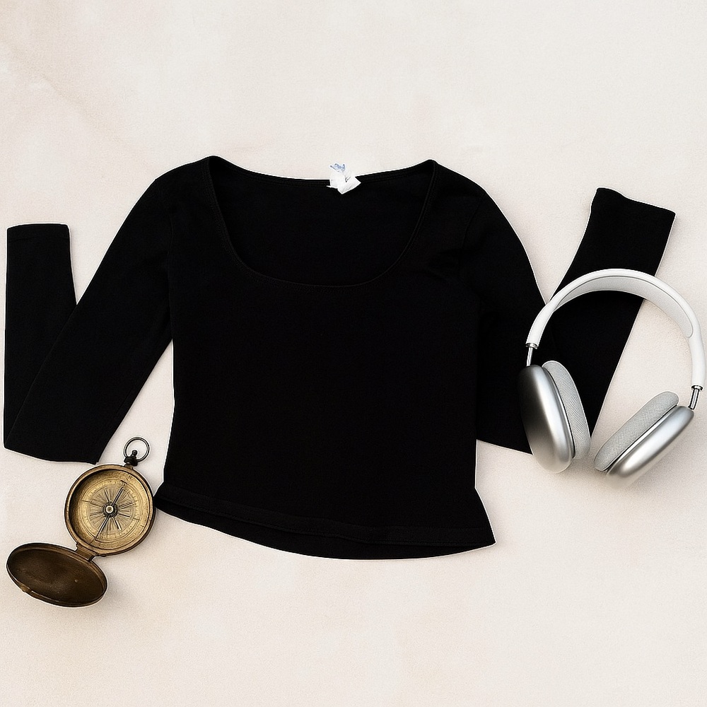 DIVIDED by H&M Black Long Sleeve Scoop Neck Top - Size Small
